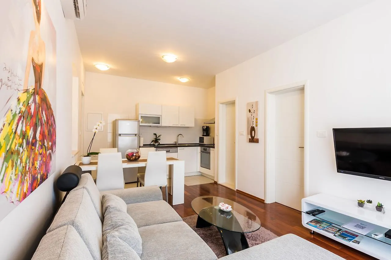 Fairy Of The Seas Apartments Split