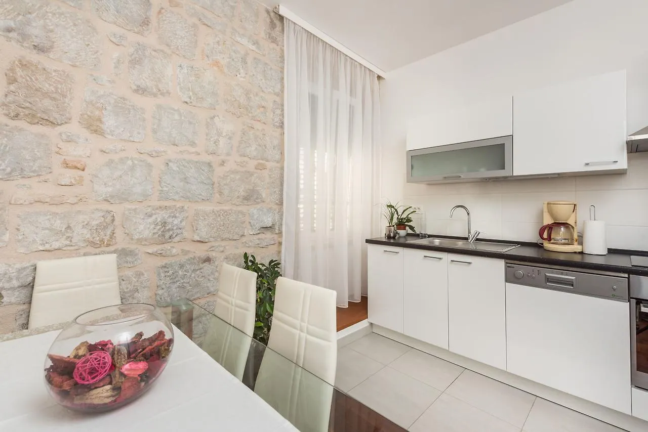 Fairy Of The Seas Apartments Split Croatia