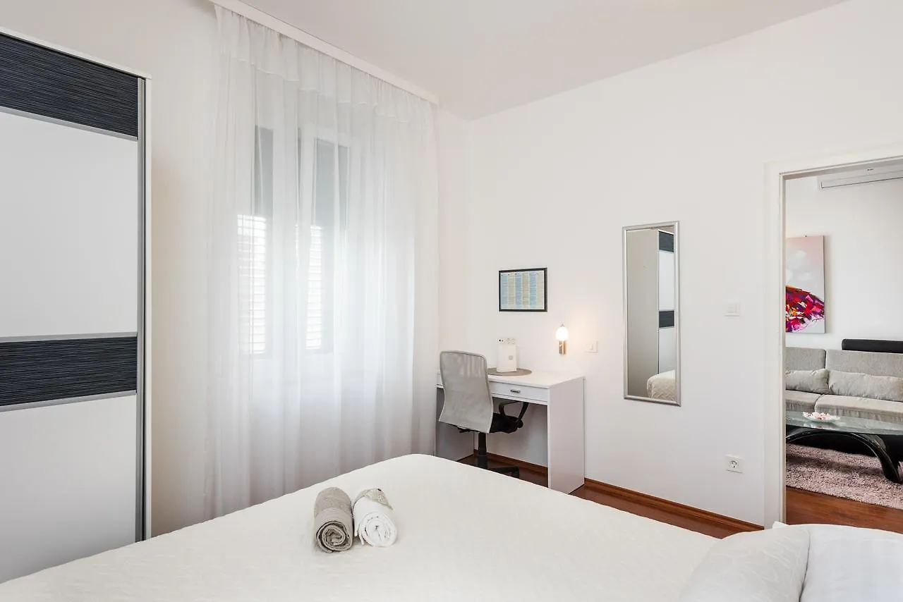 Fairy Of The Seas Apartments Split